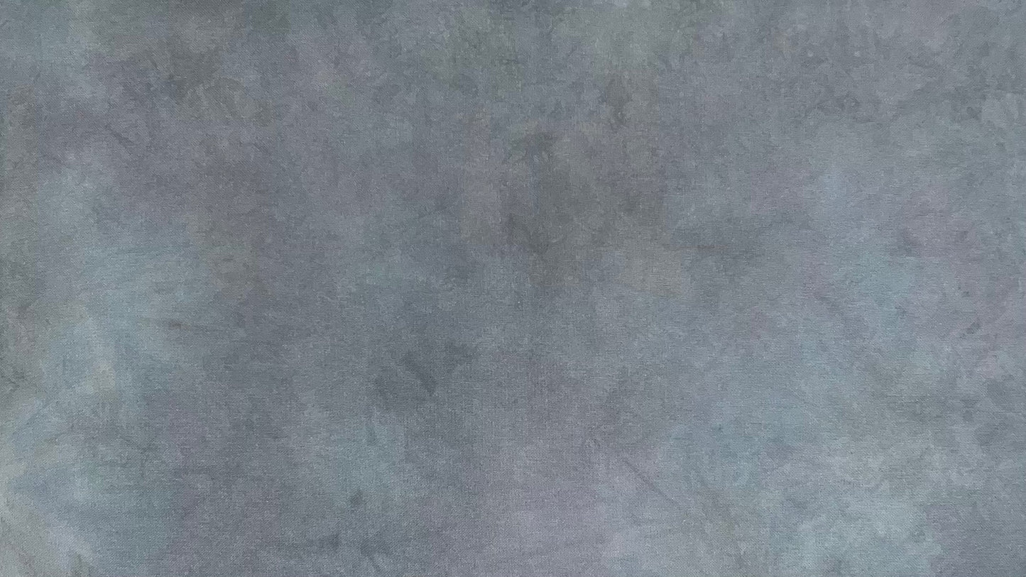 28ct lugana misfit - Fat Quarter - Blues & Grays Light