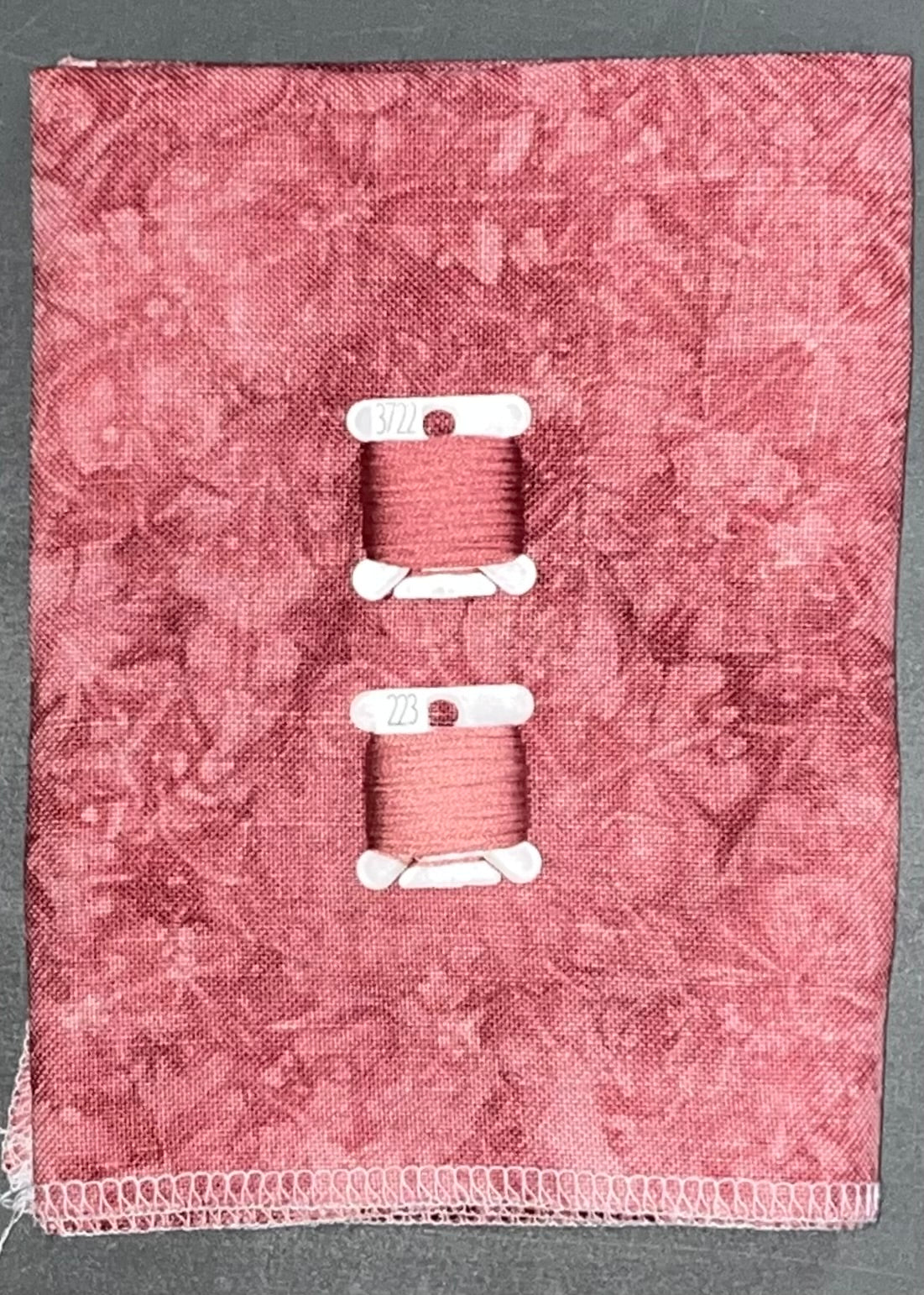 28ct linen - Fat Quarter - August 2025 FOTM