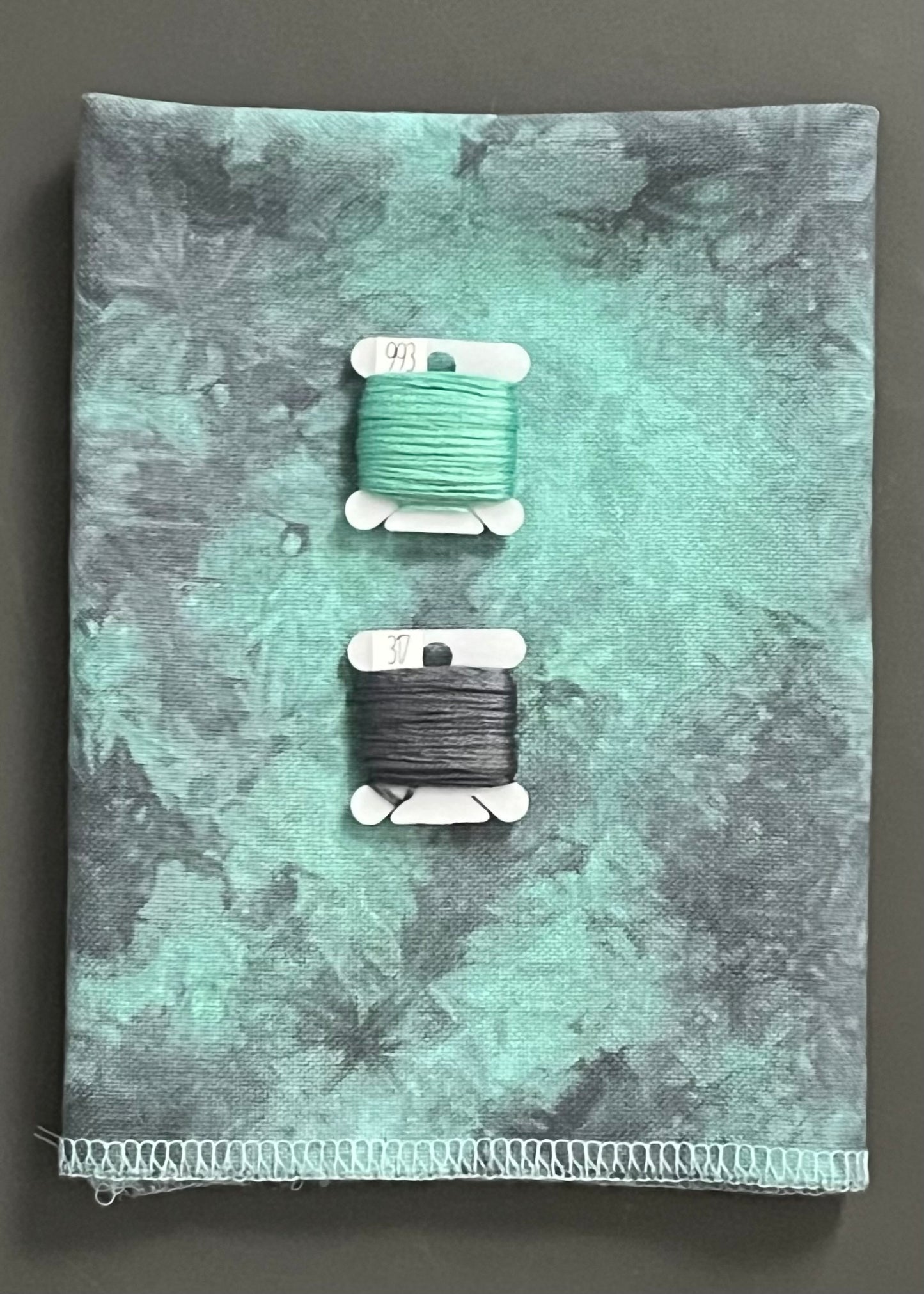 28ct lugana - 18x27 - Turquoise - Medium