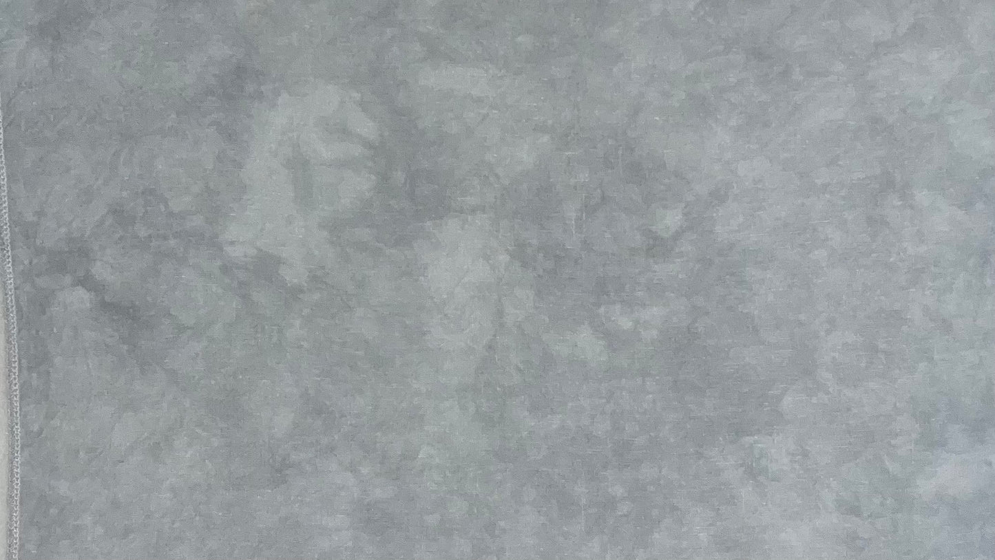 40ct linen misfit - Fat Quarter - Grays - flawed