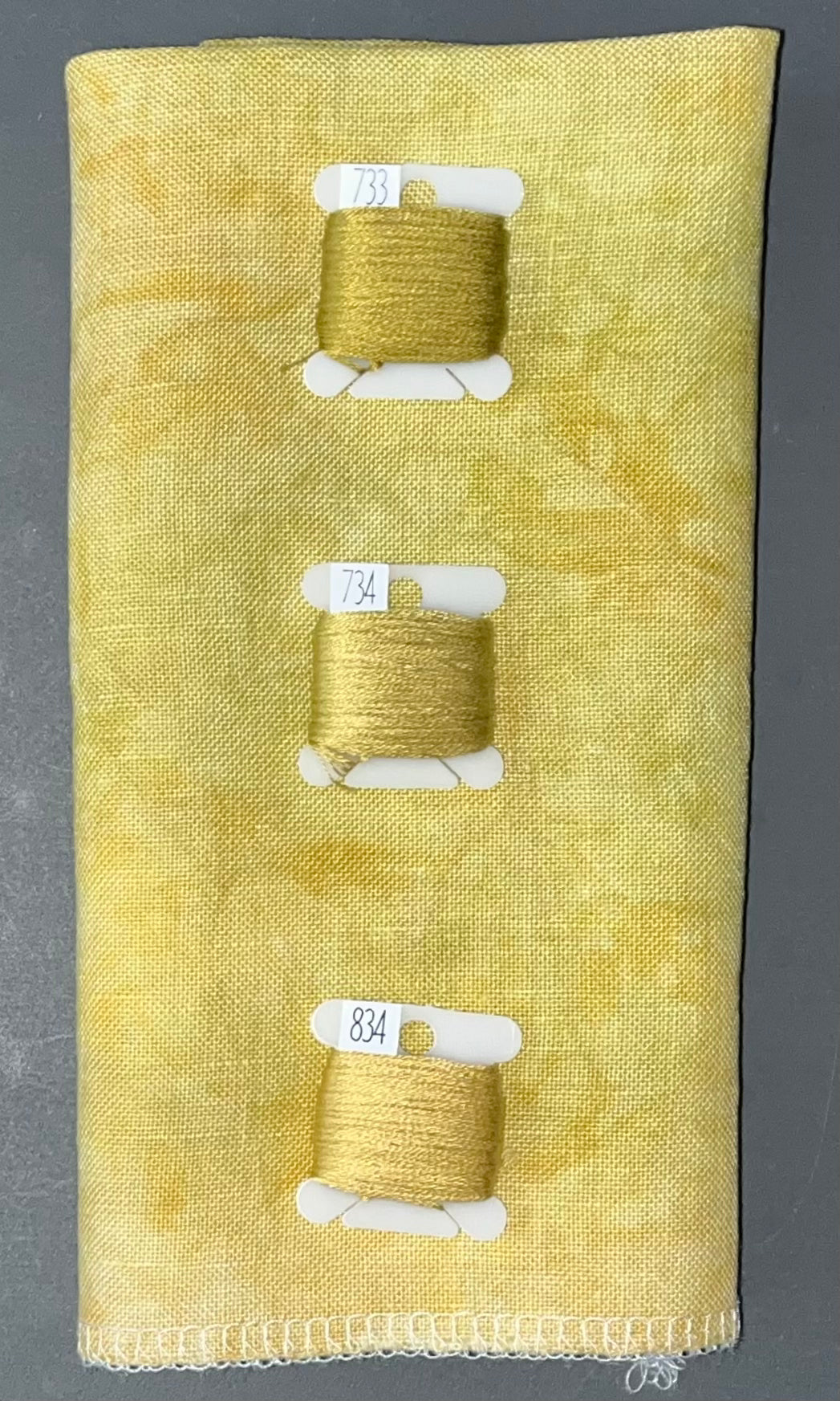 32ct linen - 18x27 - August FOTM