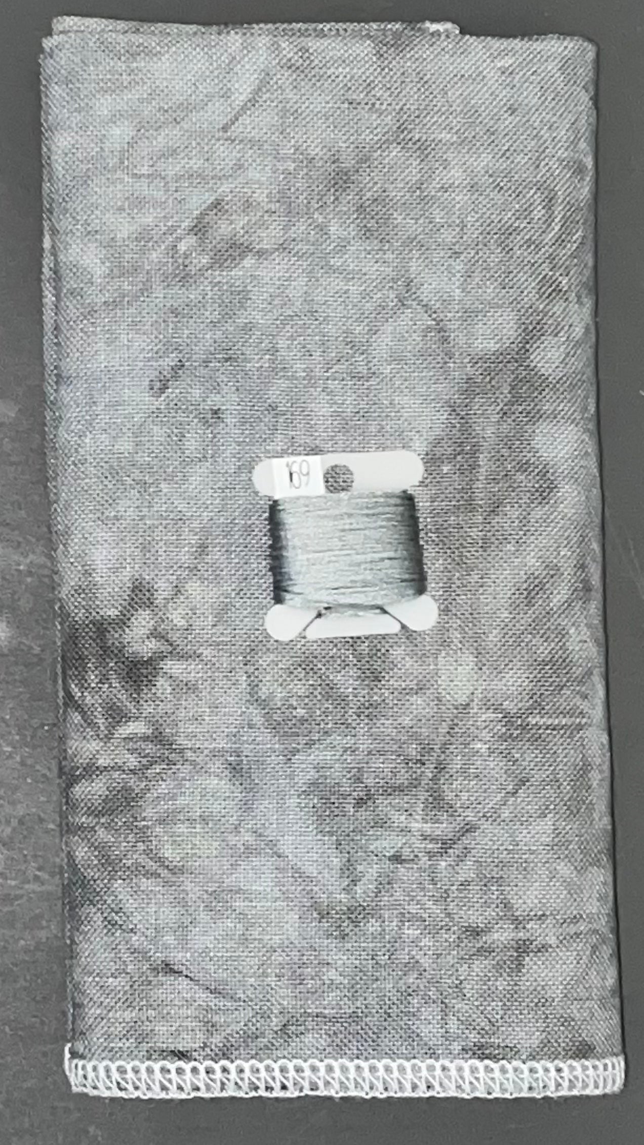 28ct linen - 18x27 - Ash - Medium