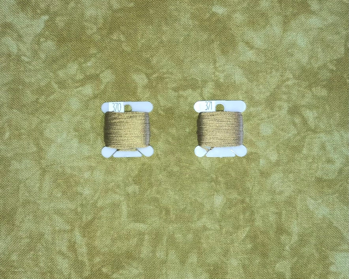 28ct lugana - 18x27 - Moss - Medium - Dyeing for Cross Stitch