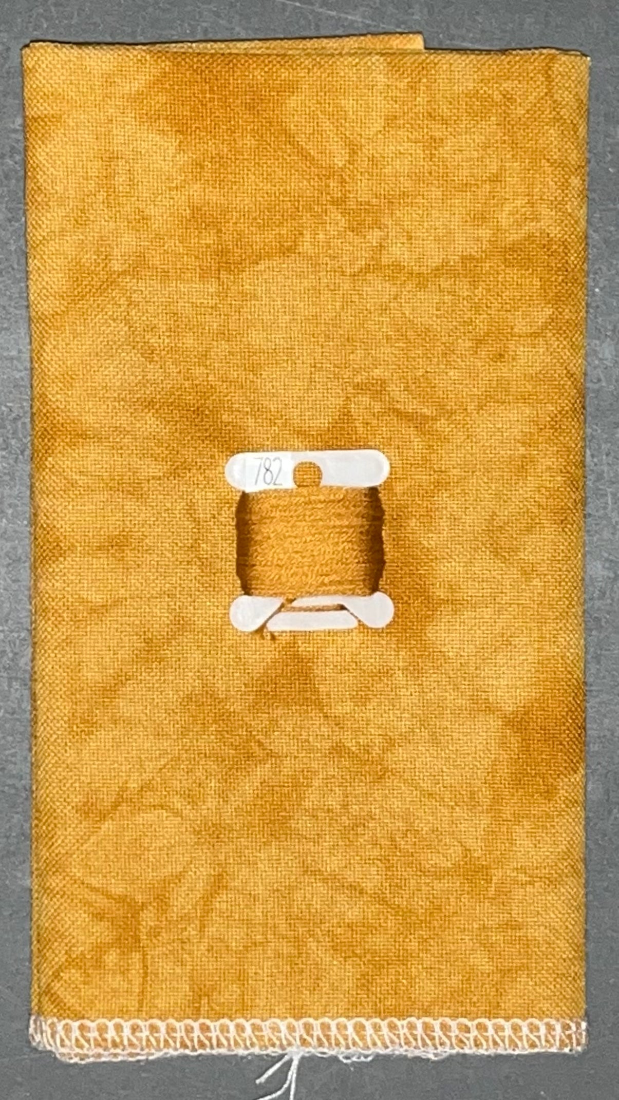 28ct lugana - 18x27 - Pale Ale - Dark