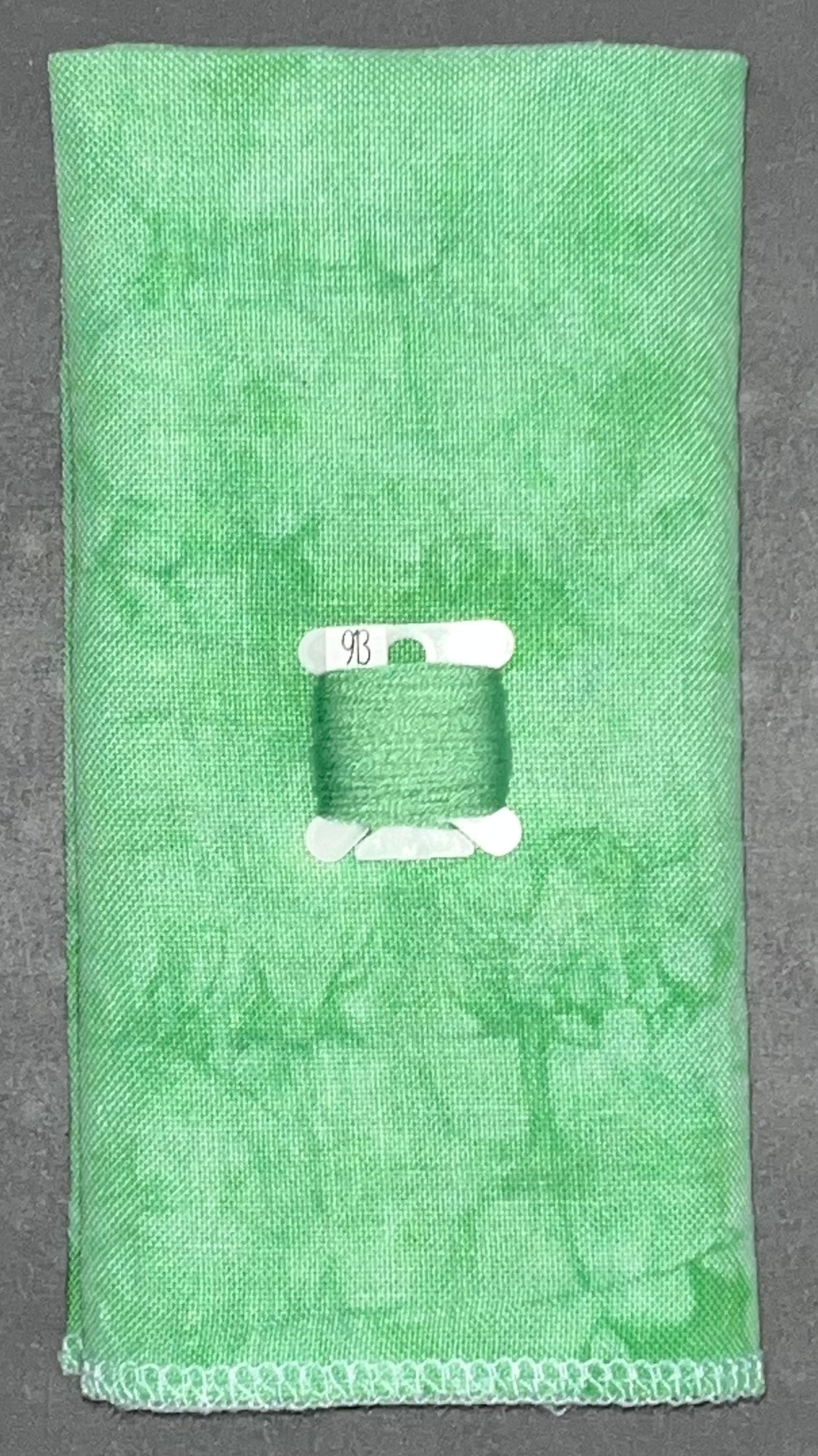 28ct linen - 18x27 - Spring Green - Light