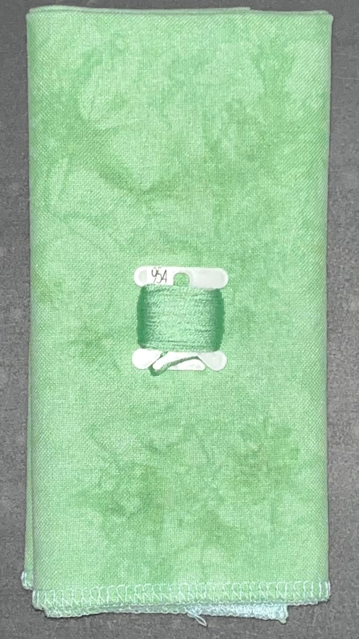 32ct lugana - 18x27 - Spring Green - Light